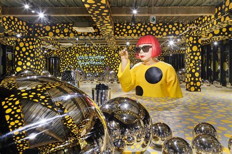 yayoi kusama louis vuitton tokyo|kusama Louis Vuitton collaboration.